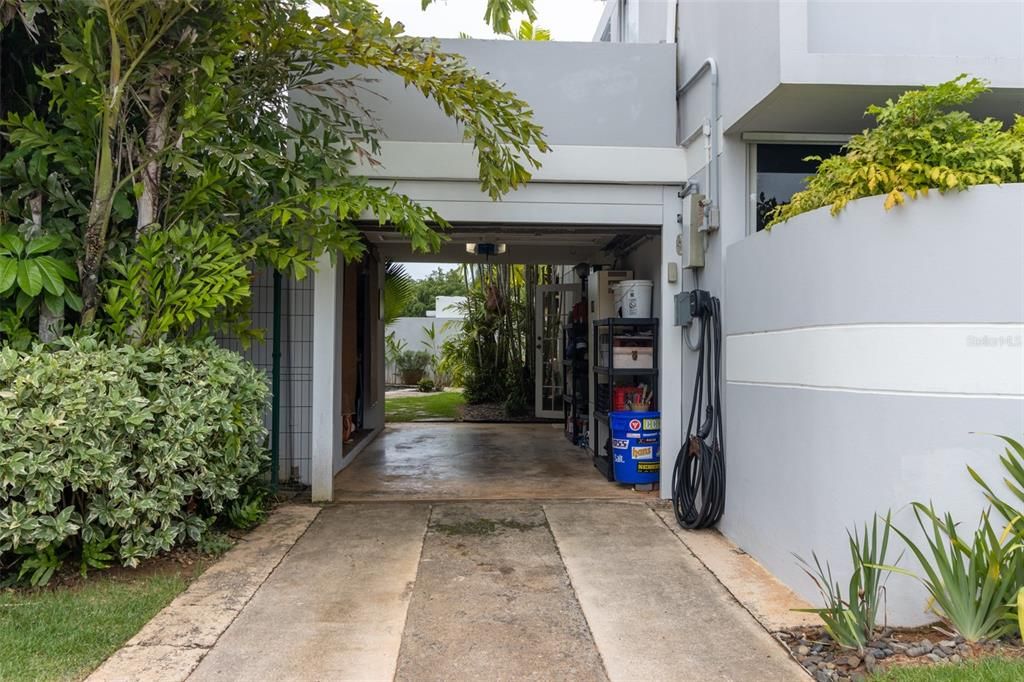 На продажу: $650,000 (4 спален, 2 ванн, 1490 Квадратных фут)