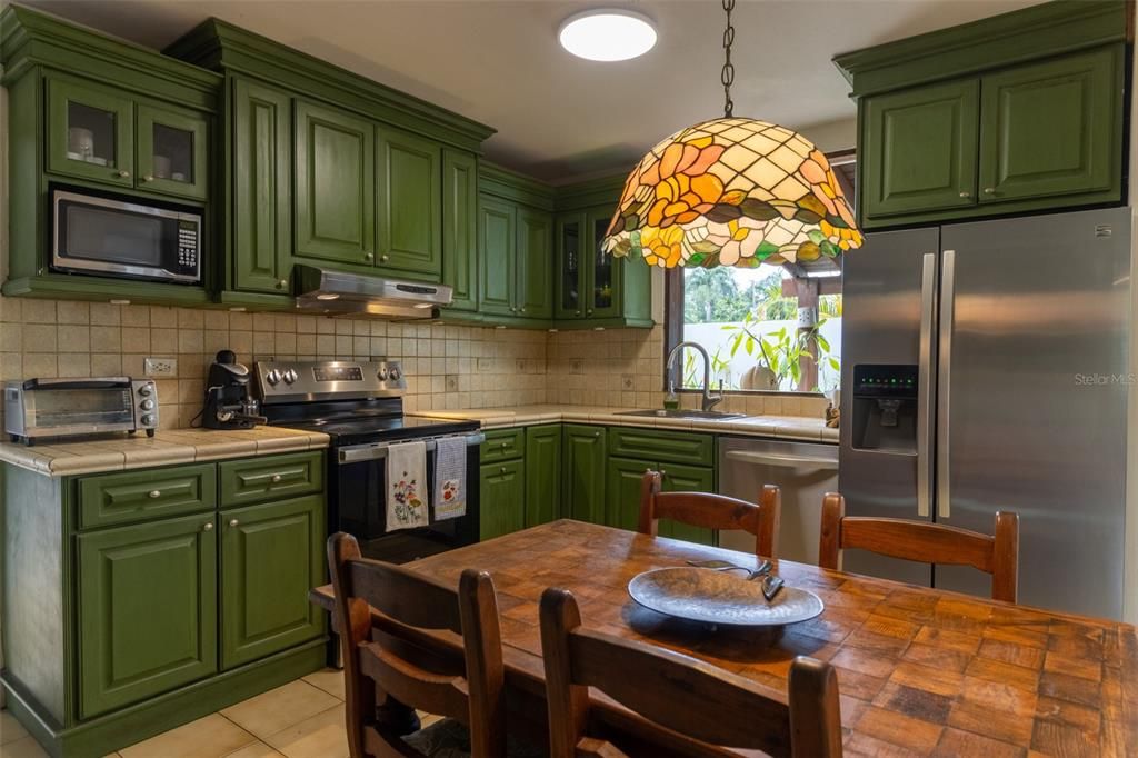 На продажу: $650,000 (4 спален, 2 ванн, 1490 Квадратных фут)