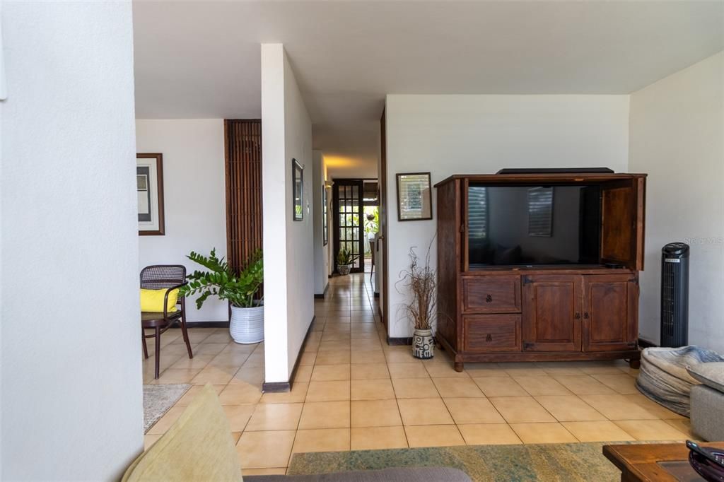 На продажу: $650,000 (4 спален, 2 ванн, 1490 Квадратных фут)