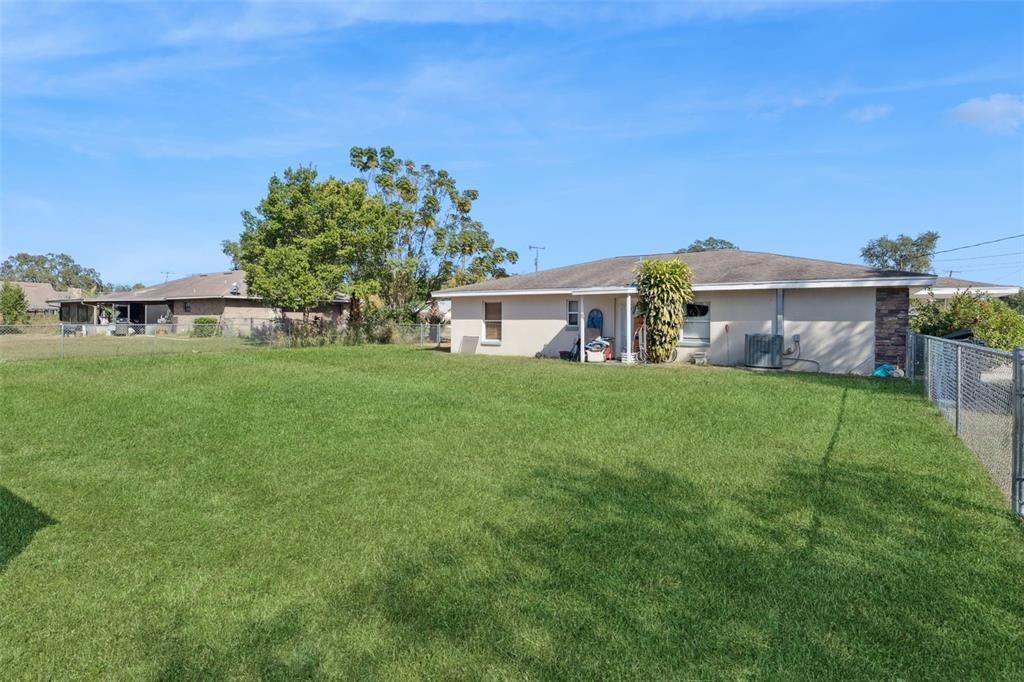 待售: $242,500 (3 贝兹, 1 浴室, 1784 平方英尺)