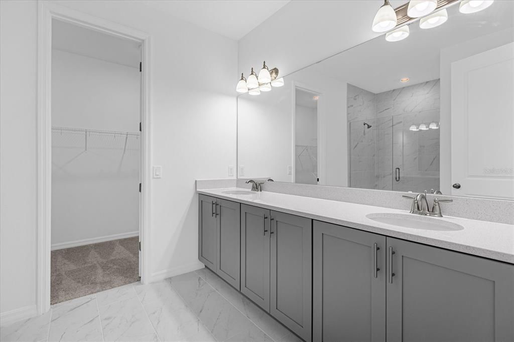 For Sale: $500,000 (4 beds, 3 baths, 2226 Square Feet)