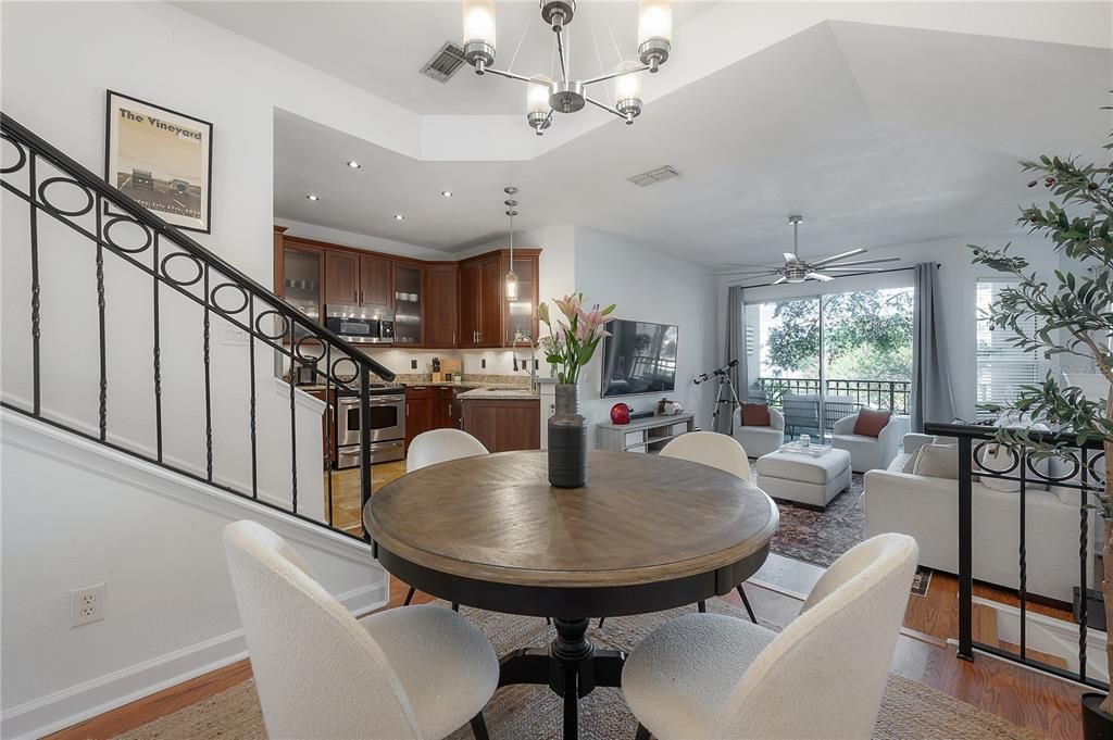 For Rent: $3,950 (1 beds, 1 baths, 1023 Square Feet)