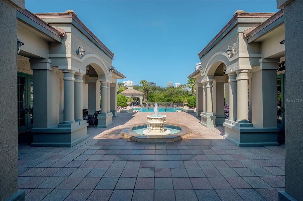 For Rent: $3,950 (1 beds, 1 baths, 1023 Square Feet)