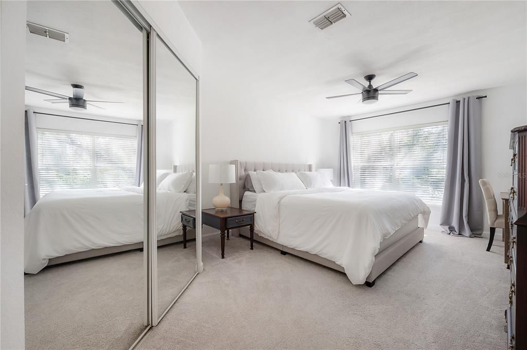 For Rent: $3,950 (1 beds, 1 baths, 1023 Square Feet)