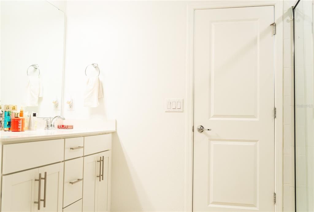 For Sale: $499,990 (4 beds, 3 baths, 2208 Square Feet)