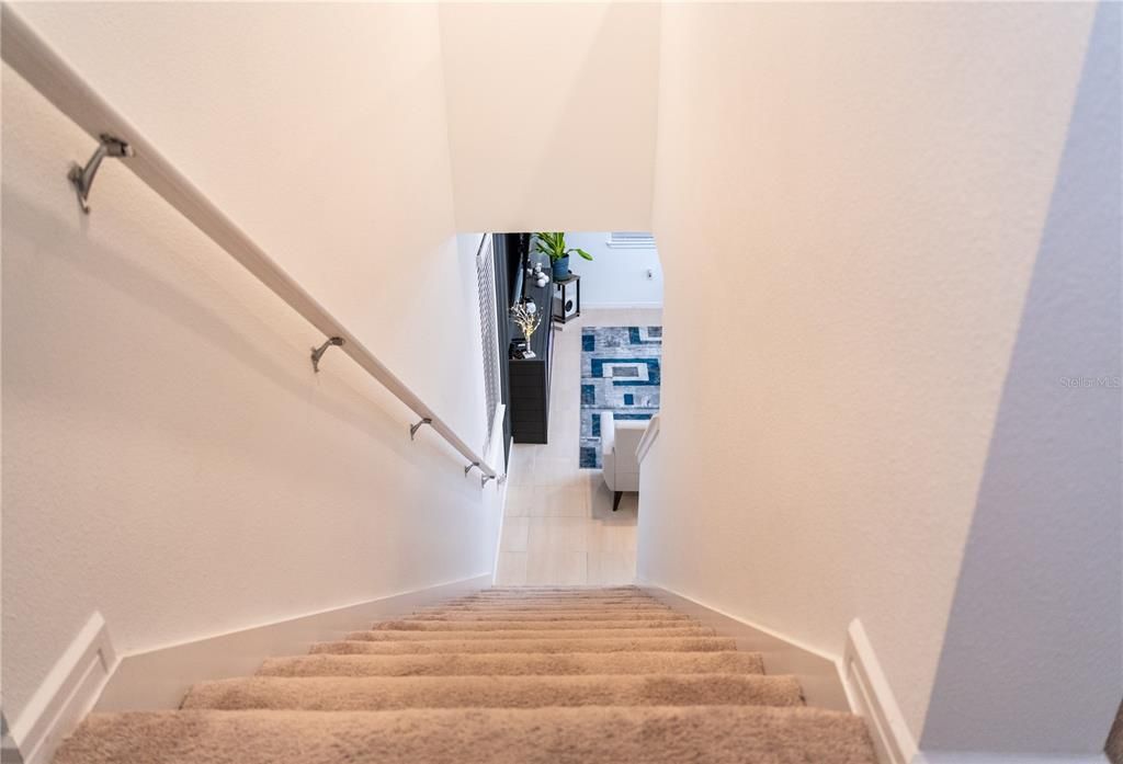 For Sale: $499,990 (4 beds, 3 baths, 2208 Square Feet)