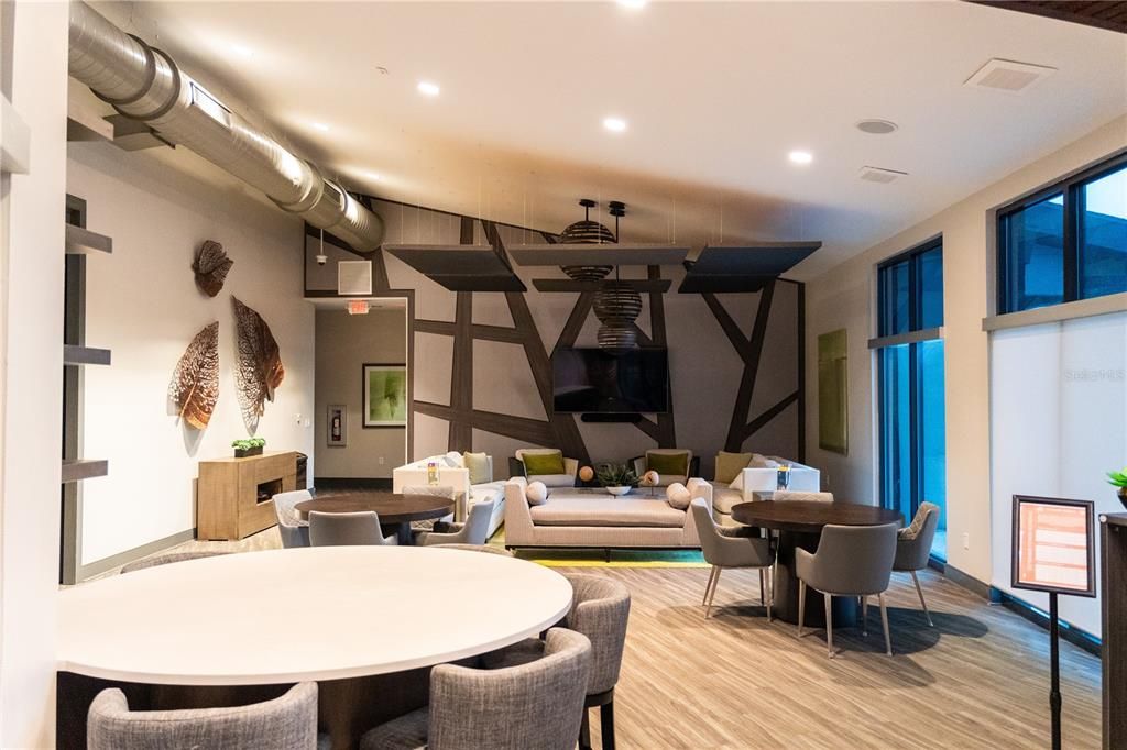 For Sale: $499,990 (4 beds, 3 baths, 2208 Square Feet)