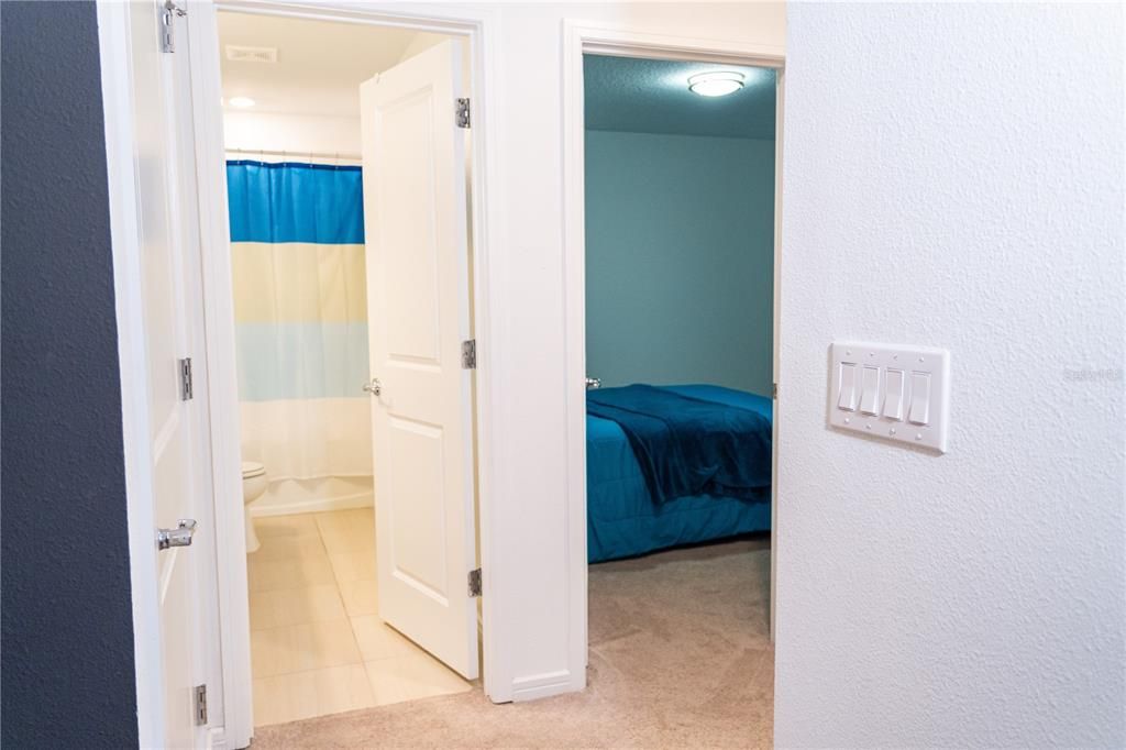 For Sale: $499,990 (4 beds, 3 baths, 2208 Square Feet)