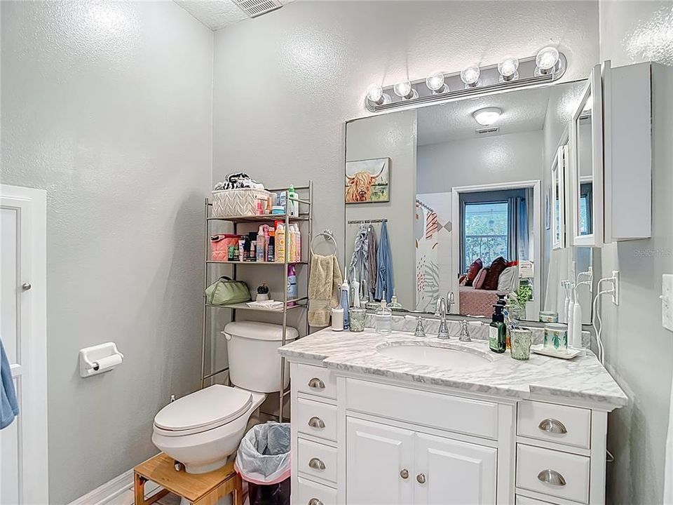 For Sale: $275,000 (3 beds, 2 baths, 1272 Square Feet)