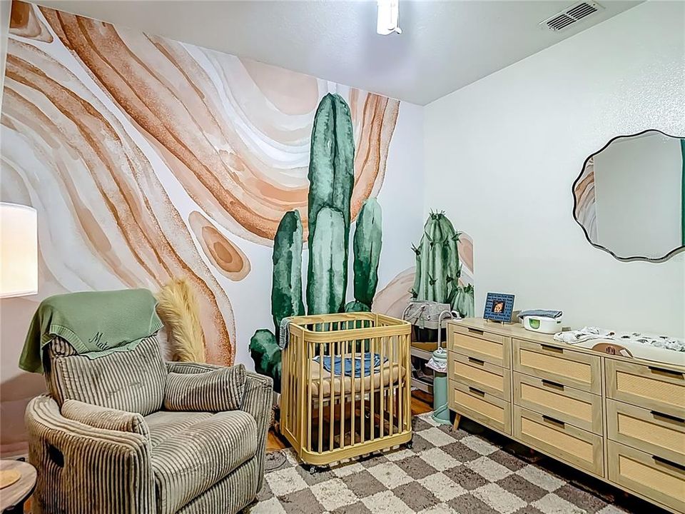 For Sale: $275,000 (3 beds, 2 baths, 1272 Square Feet)