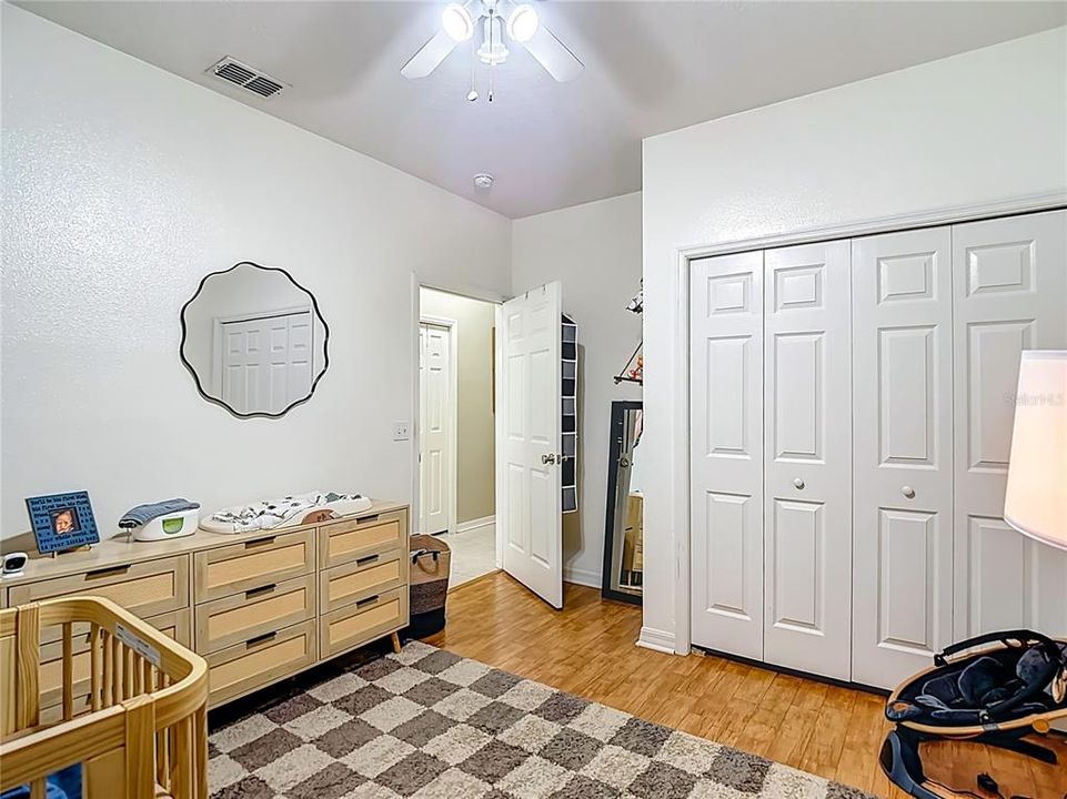 For Sale: $275,000 (3 beds, 2 baths, 1272 Square Feet)