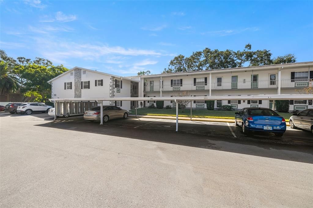 For Sale: $232,000 (2 beds, 2 baths, 1420 Square Feet)