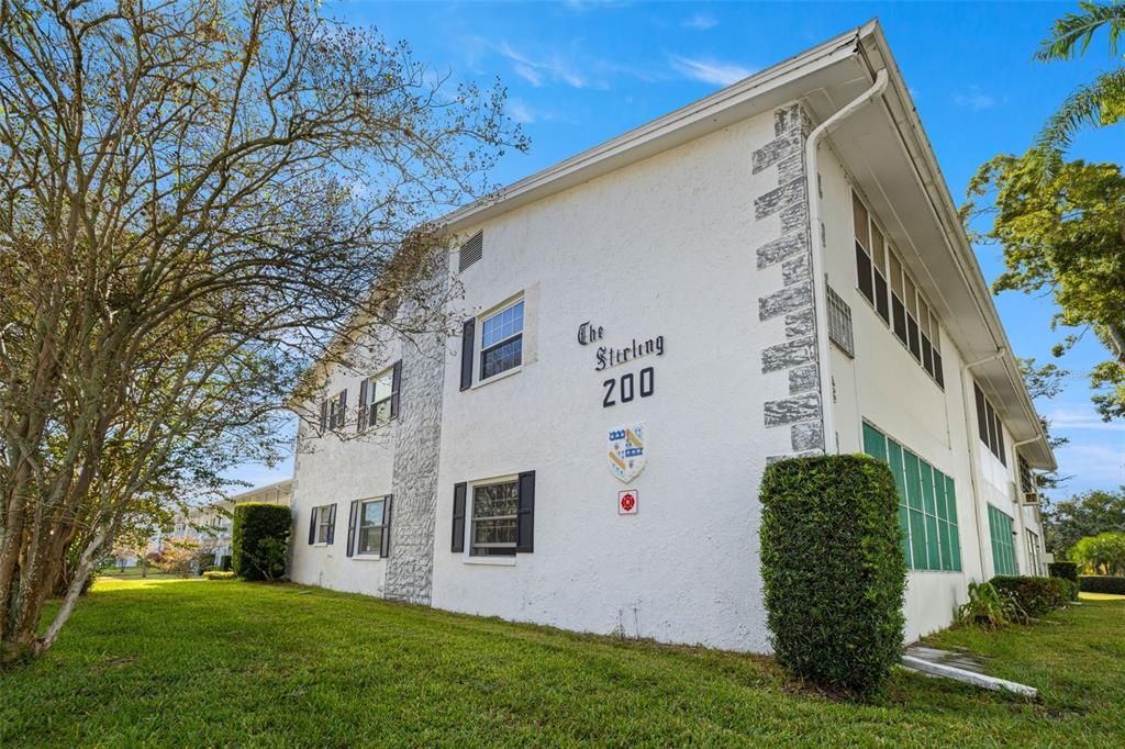 For Sale: $232,000 (2 beds, 2 baths, 1420 Square Feet)