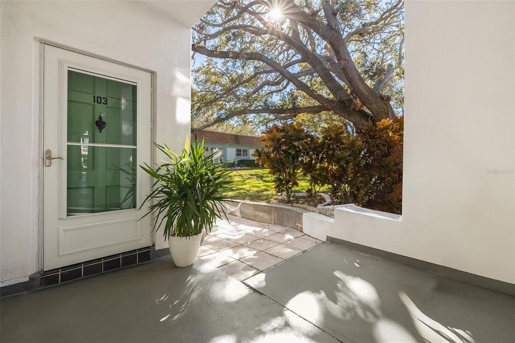 For Sale: $232,000 (2 beds, 2 baths, 1420 Square Feet)