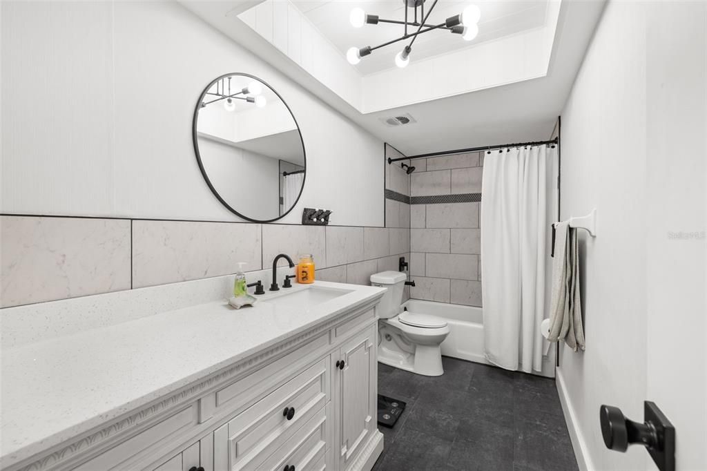 For Sale: $232,000 (2 beds, 2 baths, 1420 Square Feet)