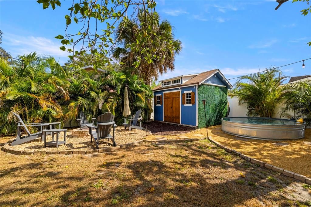 Active With Contract: $435,000 (3 beds, 2 baths, 1168 Square Feet)