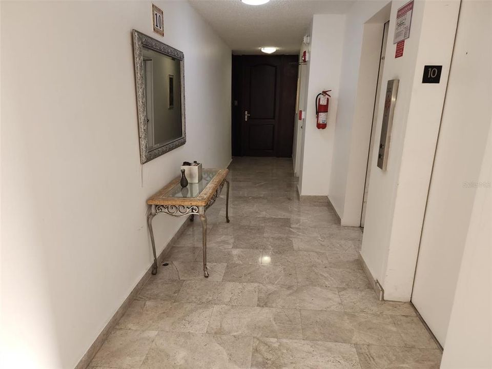 En Renta: $1,600 (0 camas, 1 baños, 660 Pies cuadrados)