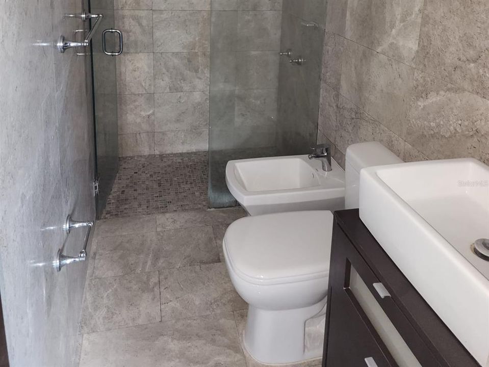 En Renta: $1,600 (0 camas, 1 baños, 660 Pies cuadrados)