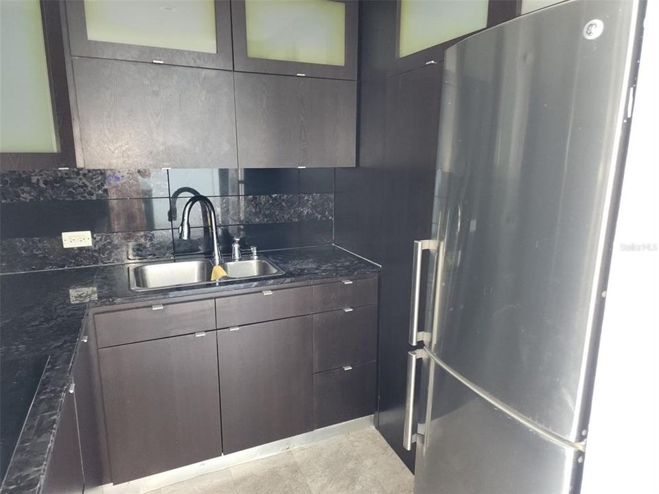 En Renta: $1,600 (0 camas, 1 baños, 660 Pies cuadrados)