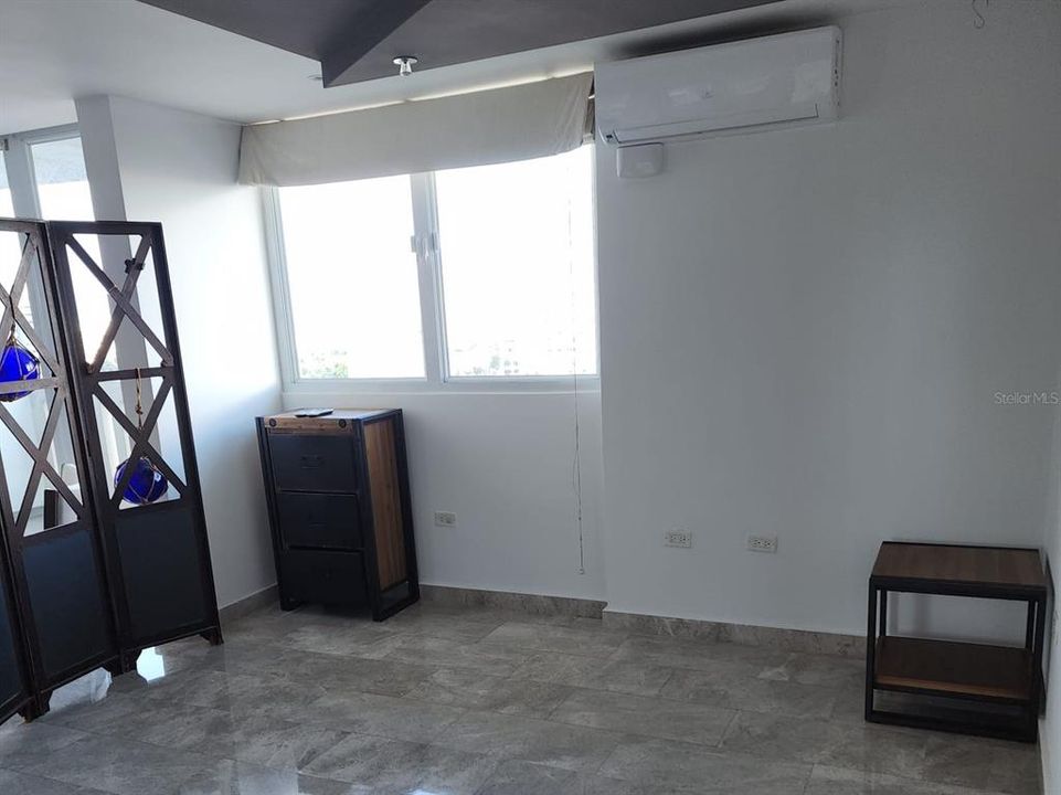 En Renta: $1,600 (0 camas, 1 baños, 660 Pies cuadrados)