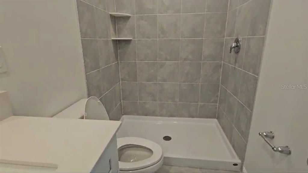 出租: $1,970 (4 贝兹, 2 浴室, 1850 平方英尺)