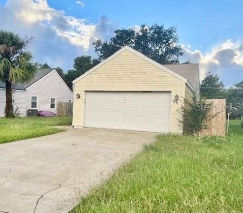 En Venta: $239,900 (3 camas, 2 baños, 1055 Pies cuadrados)