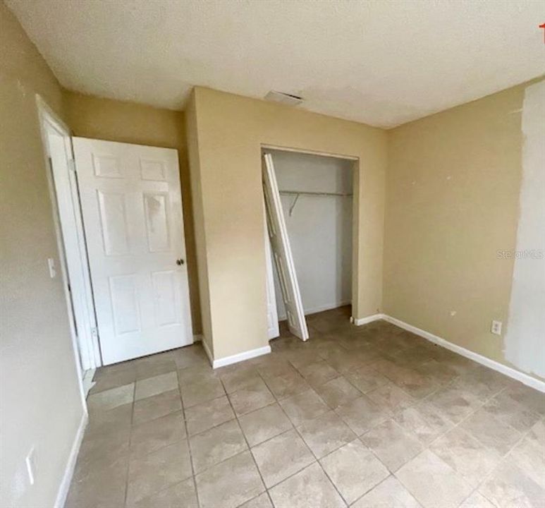 En Venta: $239,900 (3 camas, 2 baños, 1055 Pies cuadrados)