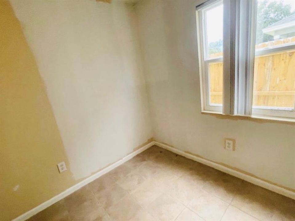 En Venta: $239,900 (3 camas, 2 baños, 1055 Pies cuadrados)