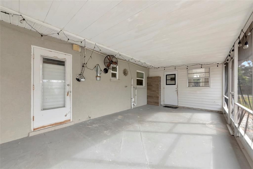 For Sale: $574,999 (3 beds, 2 baths, 1568 Square Feet)