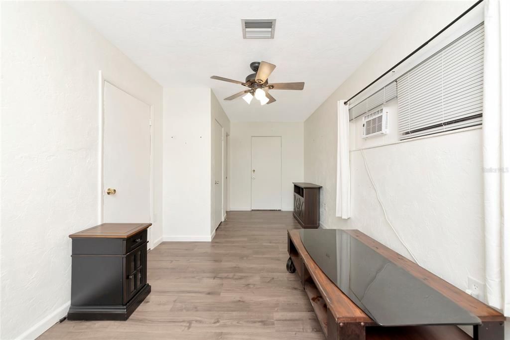 For Sale: $574,999 (3 beds, 2 baths, 1568 Square Feet)