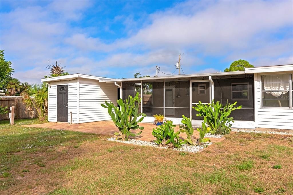 For Sale: $574,999 (3 beds, 2 baths, 1568 Square Feet)