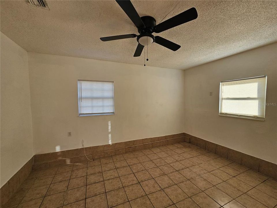 Active With Contract: $299,000 (4 beds, 2 baths, 1470 Square Feet)