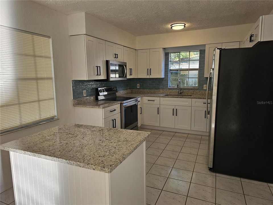 Active With Contract: $299,000 (4 beds, 2 baths, 1470 Square Feet)