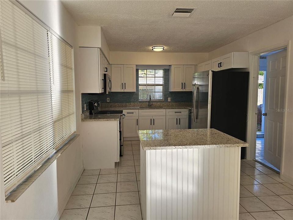 Active With Contract: $299,000 (4 beds, 2 baths, 1470 Square Feet)