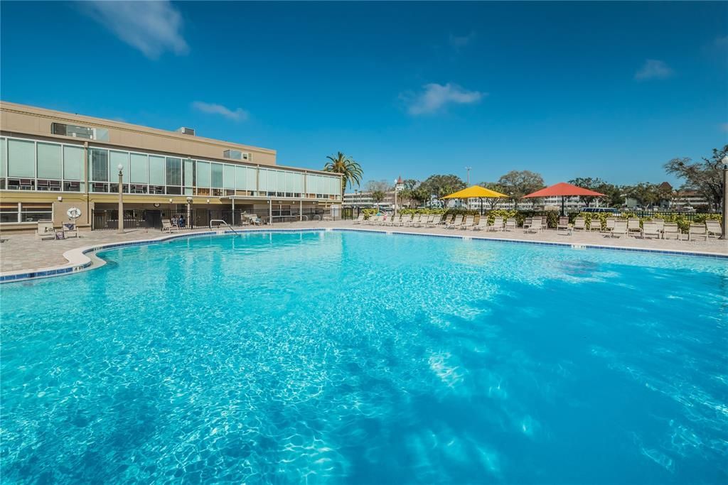 Active With Contract: $149,750 (2 beds, 2 baths, 1100 Square Feet)