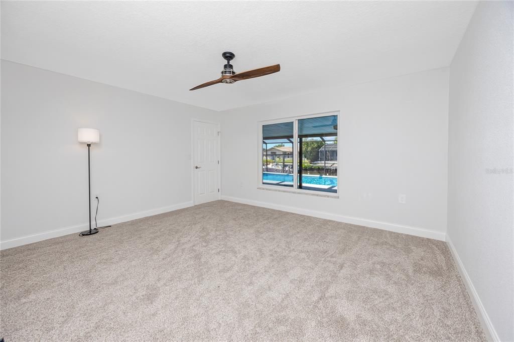 For Sale: $459,000 (3 beds, 2 baths, 1624 Square Feet)