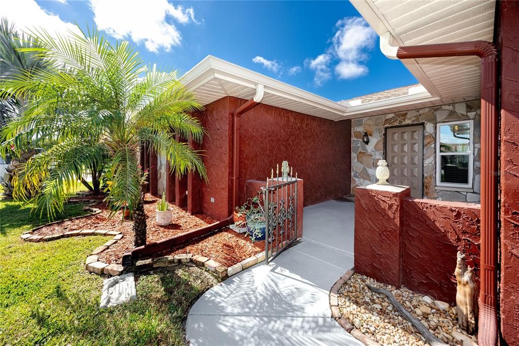 For Sale: $459,000 (3 beds, 2 baths, 1624 Square Feet)