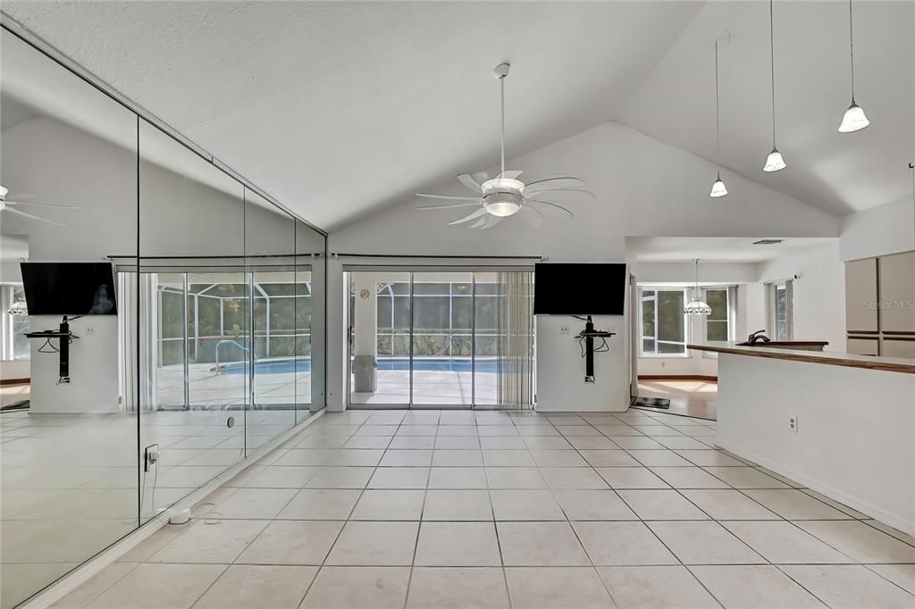 待售: $350,000 (3 贝兹, 2 浴室, 1778 平方英尺)