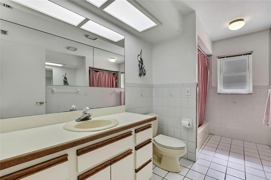 待售: $350,000 (3 贝兹, 2 浴室, 1778 平方英尺)