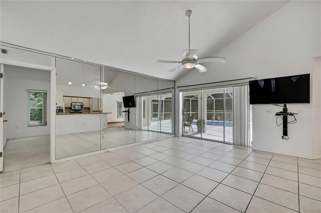 待售: $350,000 (3 贝兹, 2 浴室, 1778 平方英尺)