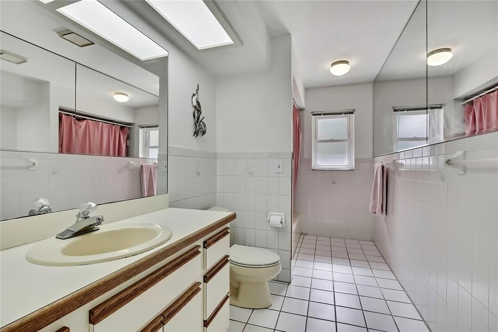 待售: $350,000 (3 贝兹, 2 浴室, 1778 平方英尺)