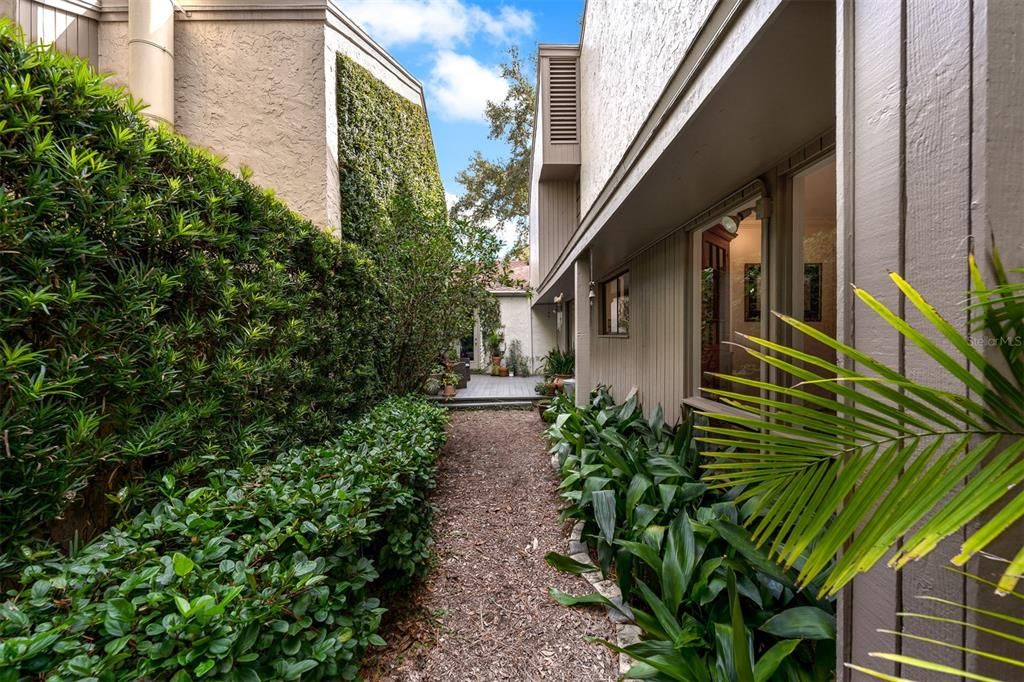 Activo con contrato: $465,000 (2 camas, 2 baños, 1816 Pies cuadrados)