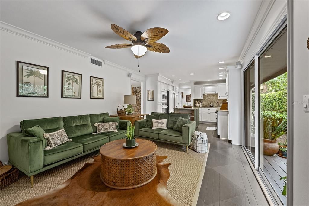 Activo con contrato: $465,000 (2 camas, 2 baños, 1816 Pies cuadrados)