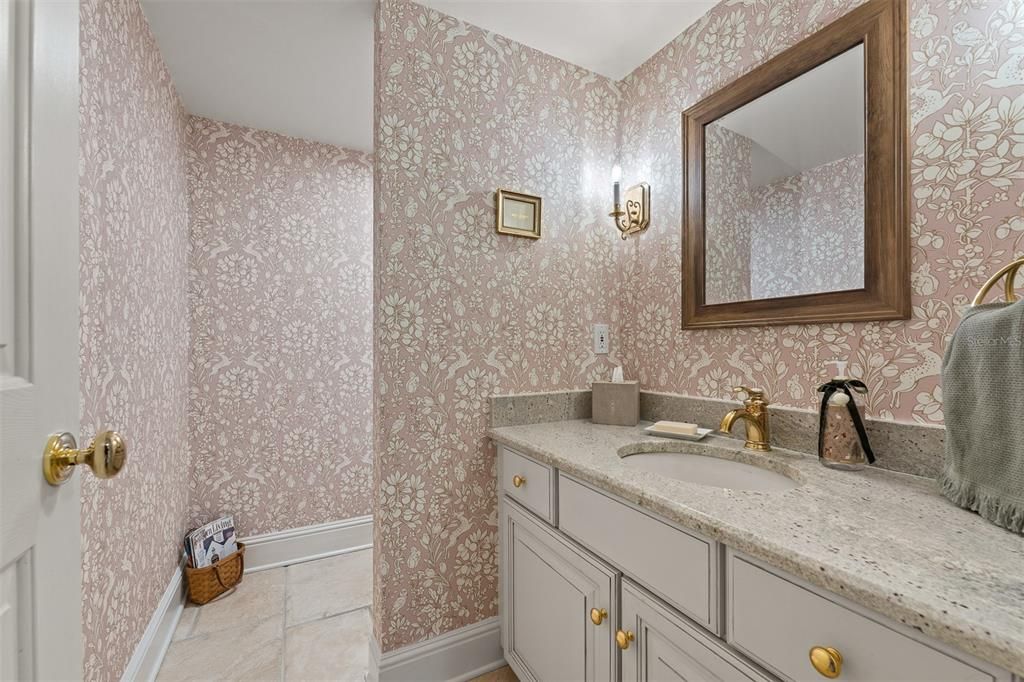 Activo con contrato: $465,000 (2 camas, 2 baños, 1816 Pies cuadrados)