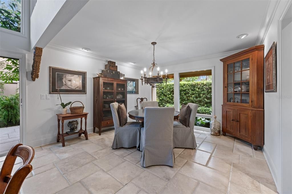 Activo con contrato: $465,000 (2 camas, 2 baños, 1816 Pies cuadrados)