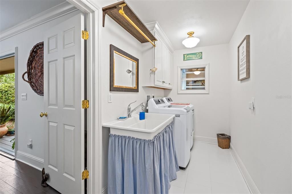 Activo con contrato: $465,000 (2 camas, 2 baños, 1816 Pies cuadrados)