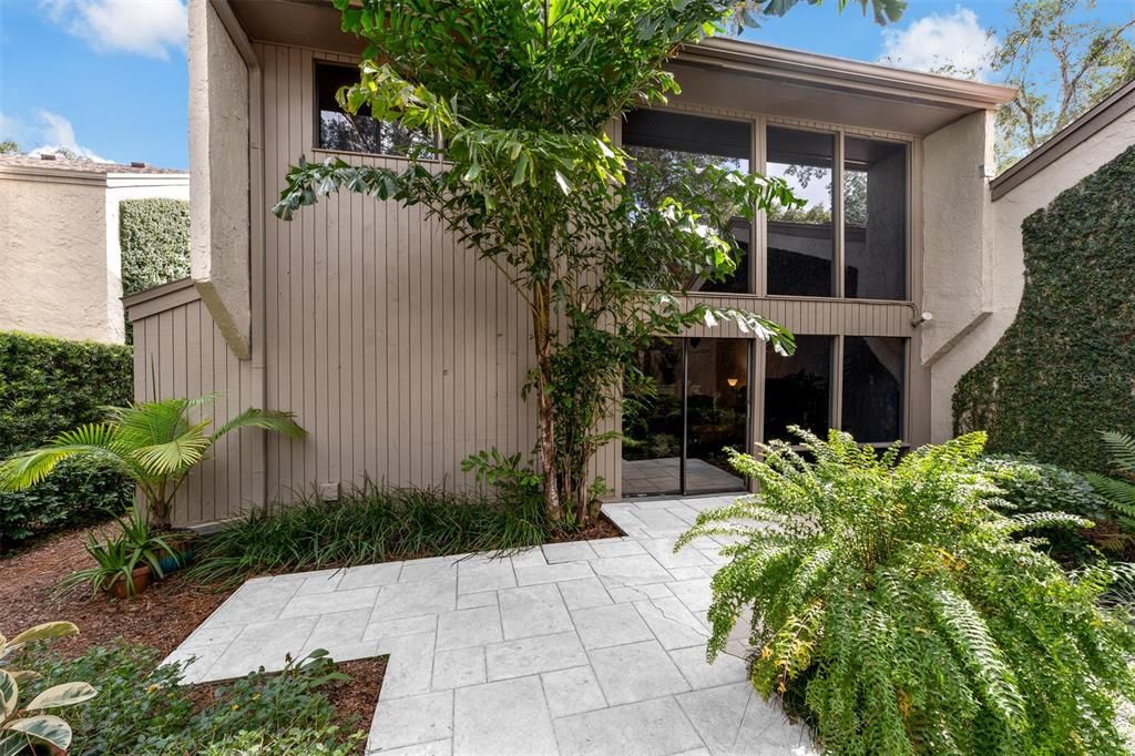 Activo con contrato: $465,000 (2 camas, 2 baños, 1816 Pies cuadrados)