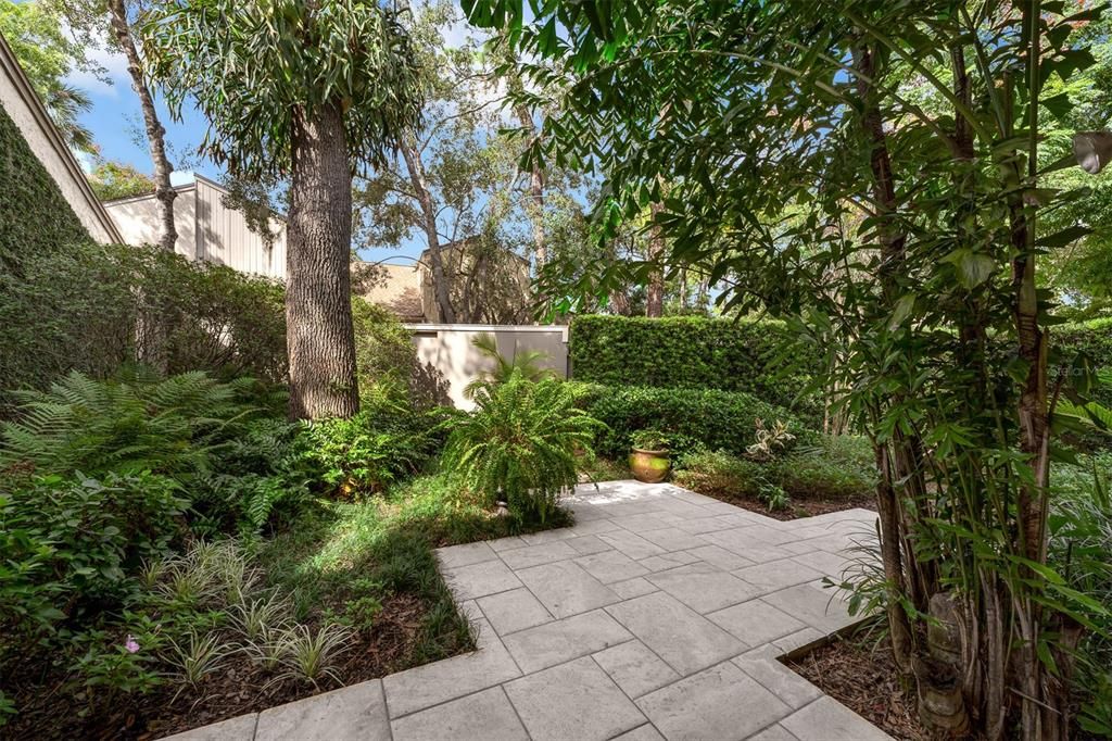 Activo con contrato: $465,000 (2 camas, 2 baños, 1816 Pies cuadrados)