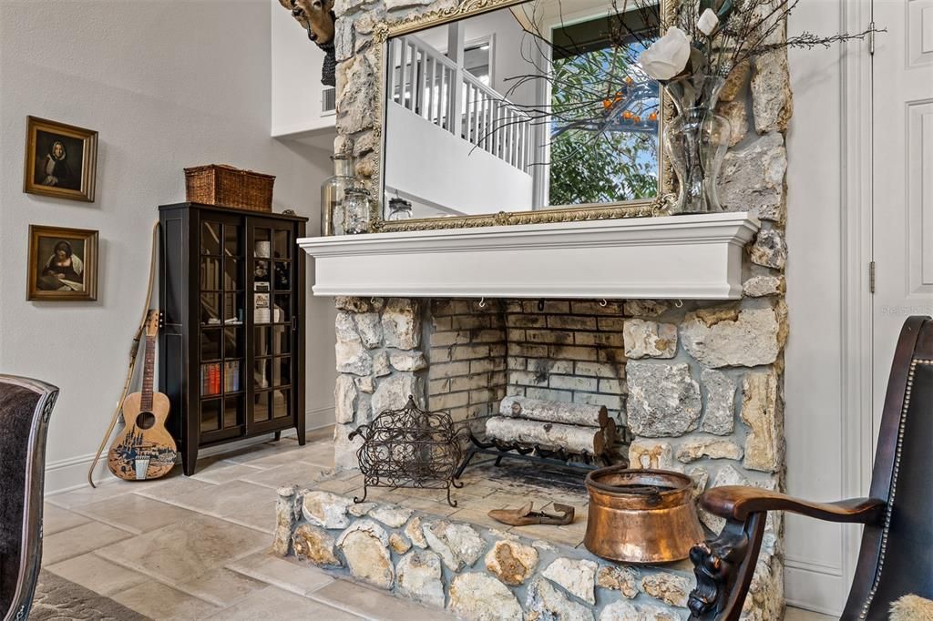 Activo con contrato: $465,000 (2 camas, 2 baños, 1816 Pies cuadrados)