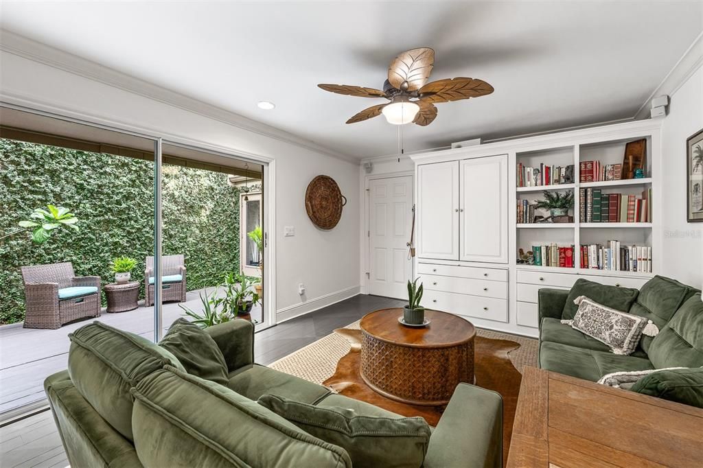 Activo con contrato: $465,000 (2 camas, 2 baños, 1816 Pies cuadrados)